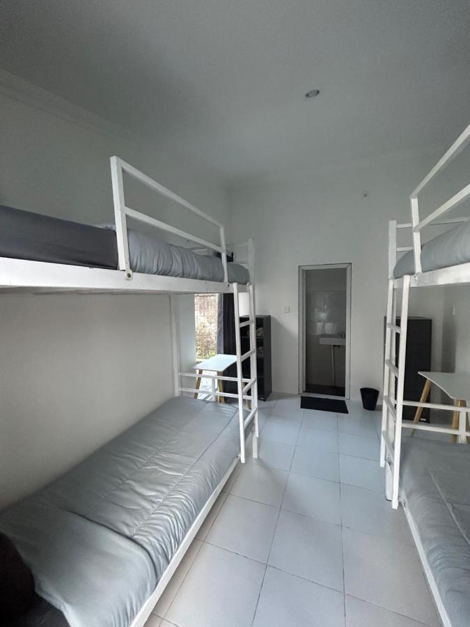 White Sandat Guest House Ubud  Exterior photo