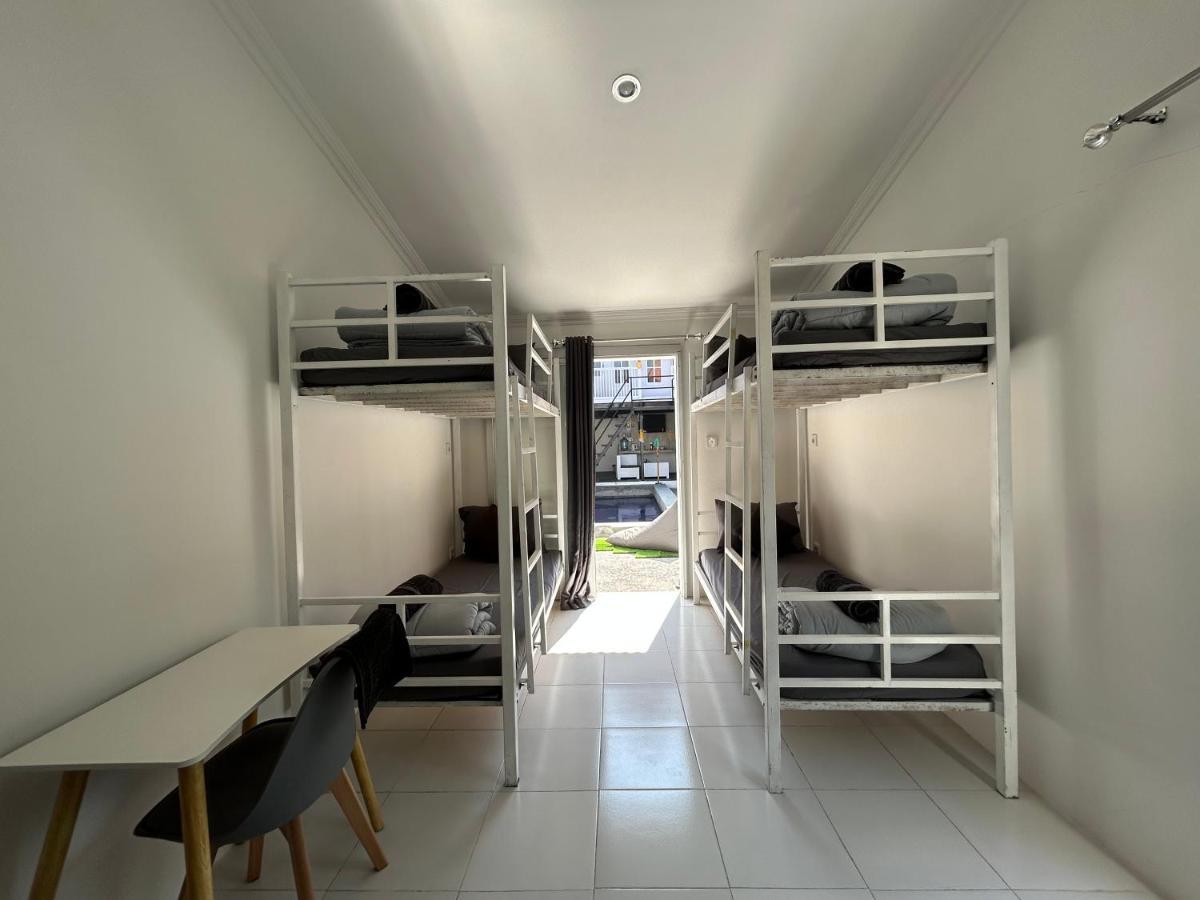 White Sandat Guest House Ubud  Exterior photo