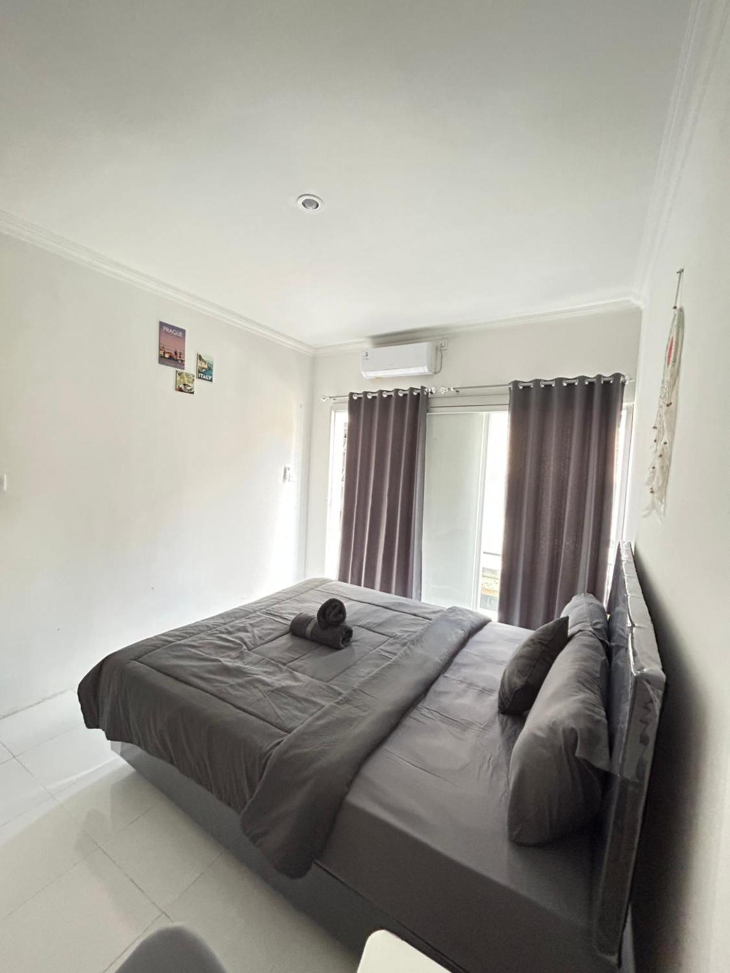 White Sandat Guest House Ubud  Exterior photo
