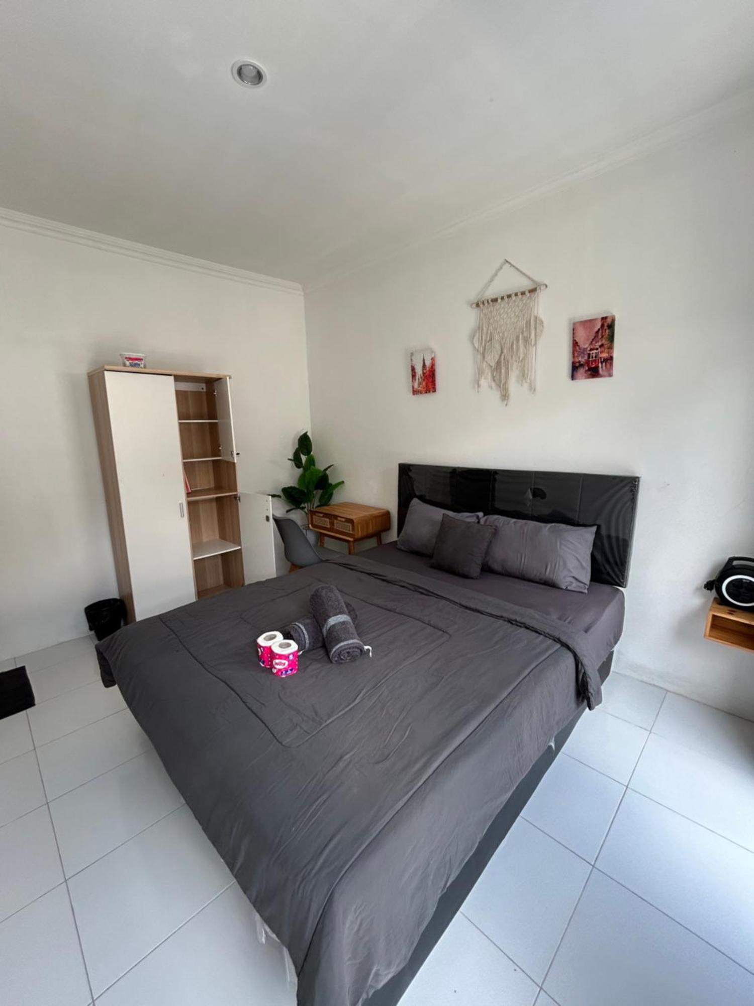 White Sandat Guest House Ubud  Exterior photo