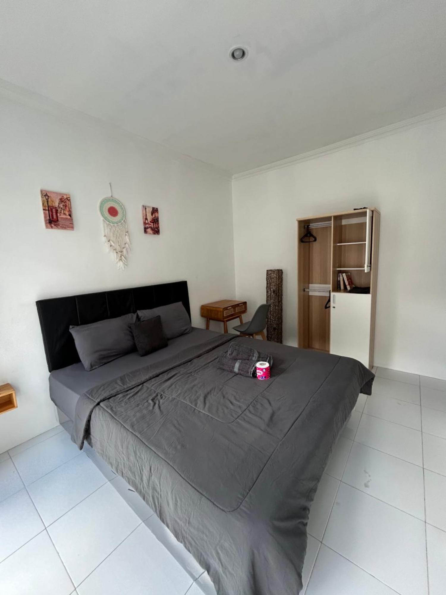 White Sandat Guest House Ubud  Exterior photo