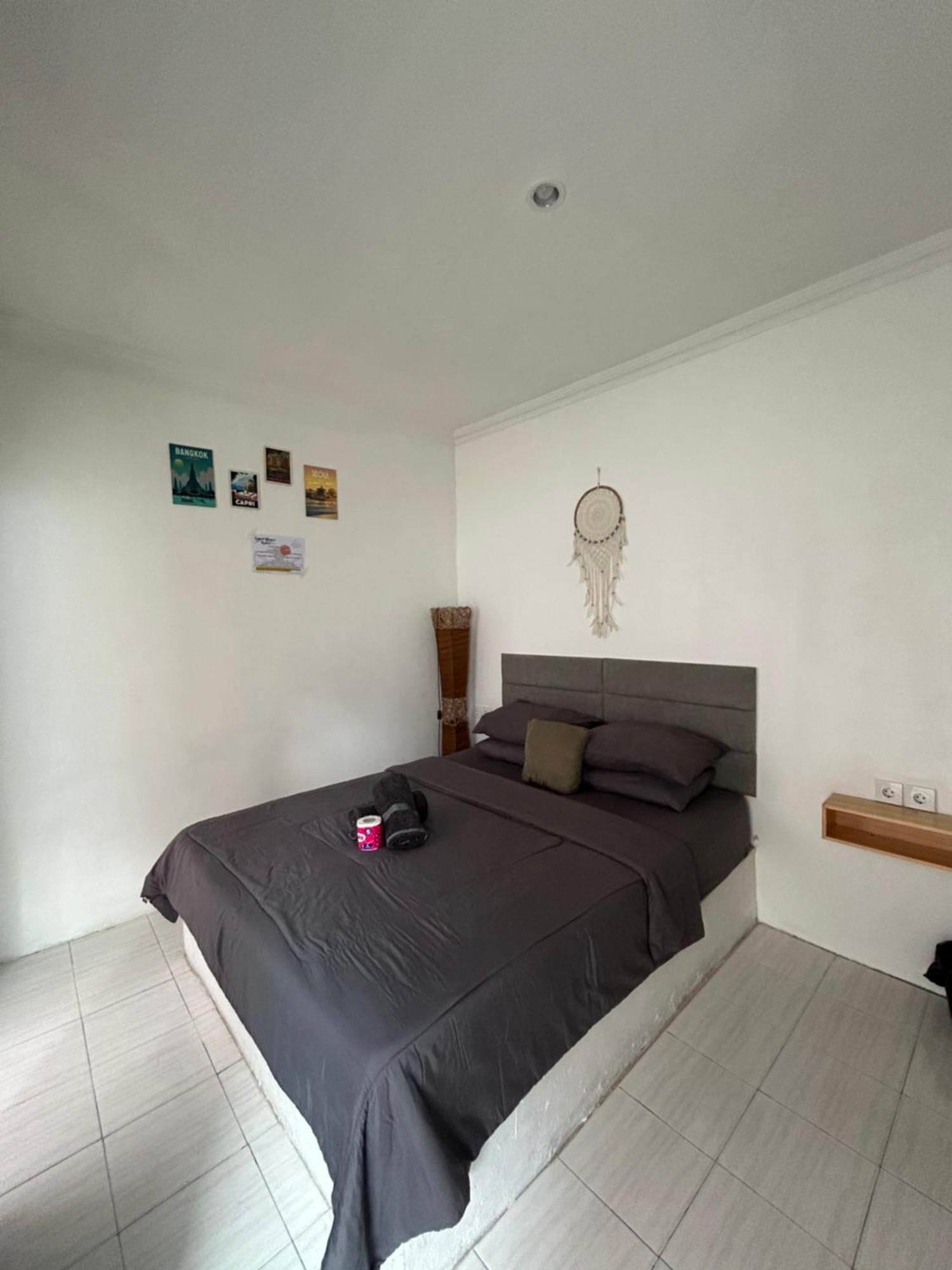 White Sandat Guest House Ubud  Exterior photo